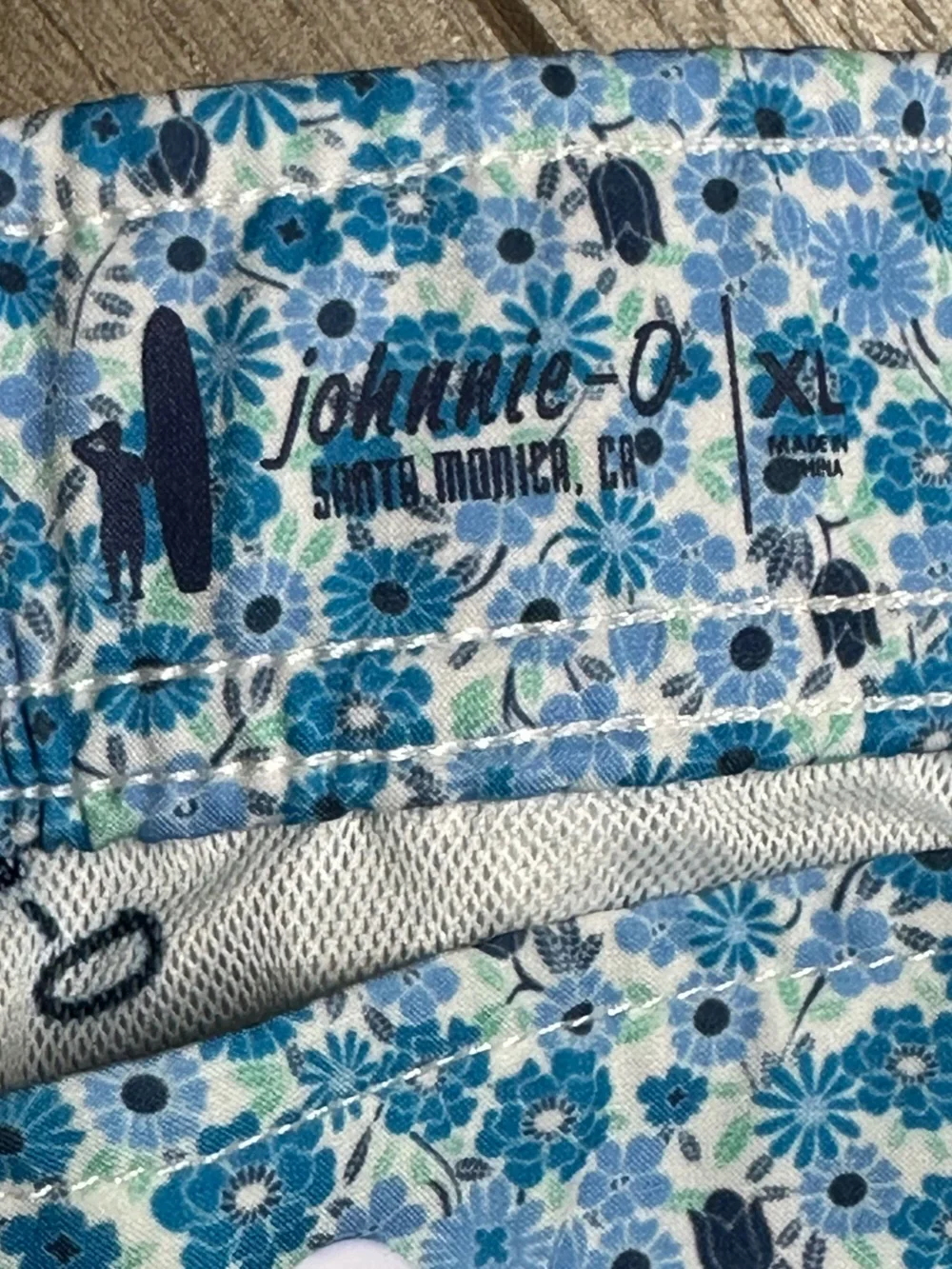 Johnnie-O 7" Hummell Lined Stretch Swim Trunks Surf Shorts Blue Floral Size XL - Picture 9 of 14